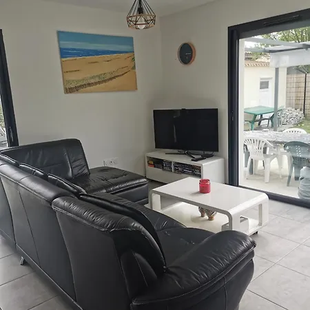 Maison Familiale Holiday home *
