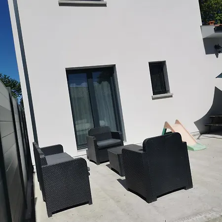 Maison Familiale Holiday home *